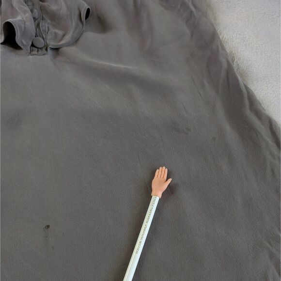 Temperely London Ruffled Blouse Women's Small/Medium Gray Short Sleeve Silk - Picture 8 of 8